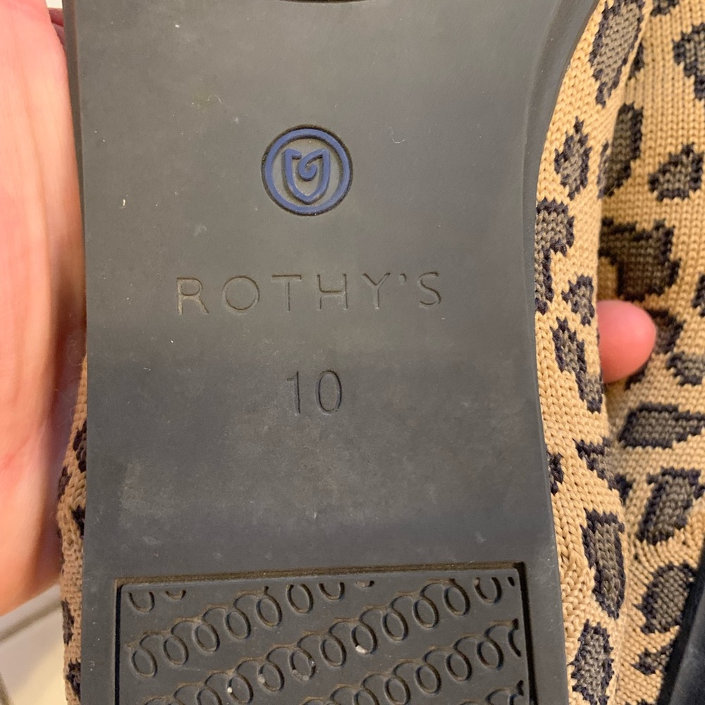 Leopard print (discontinued) Rothy’s - Picture 3 of 6